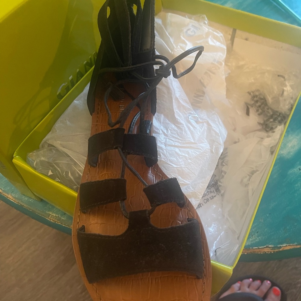 Gianni Bini Black Gladiator Sandals